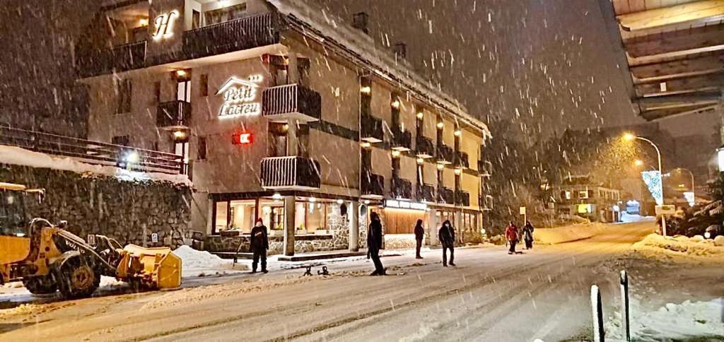 Hotel Lacreu Salardú Esterno foto