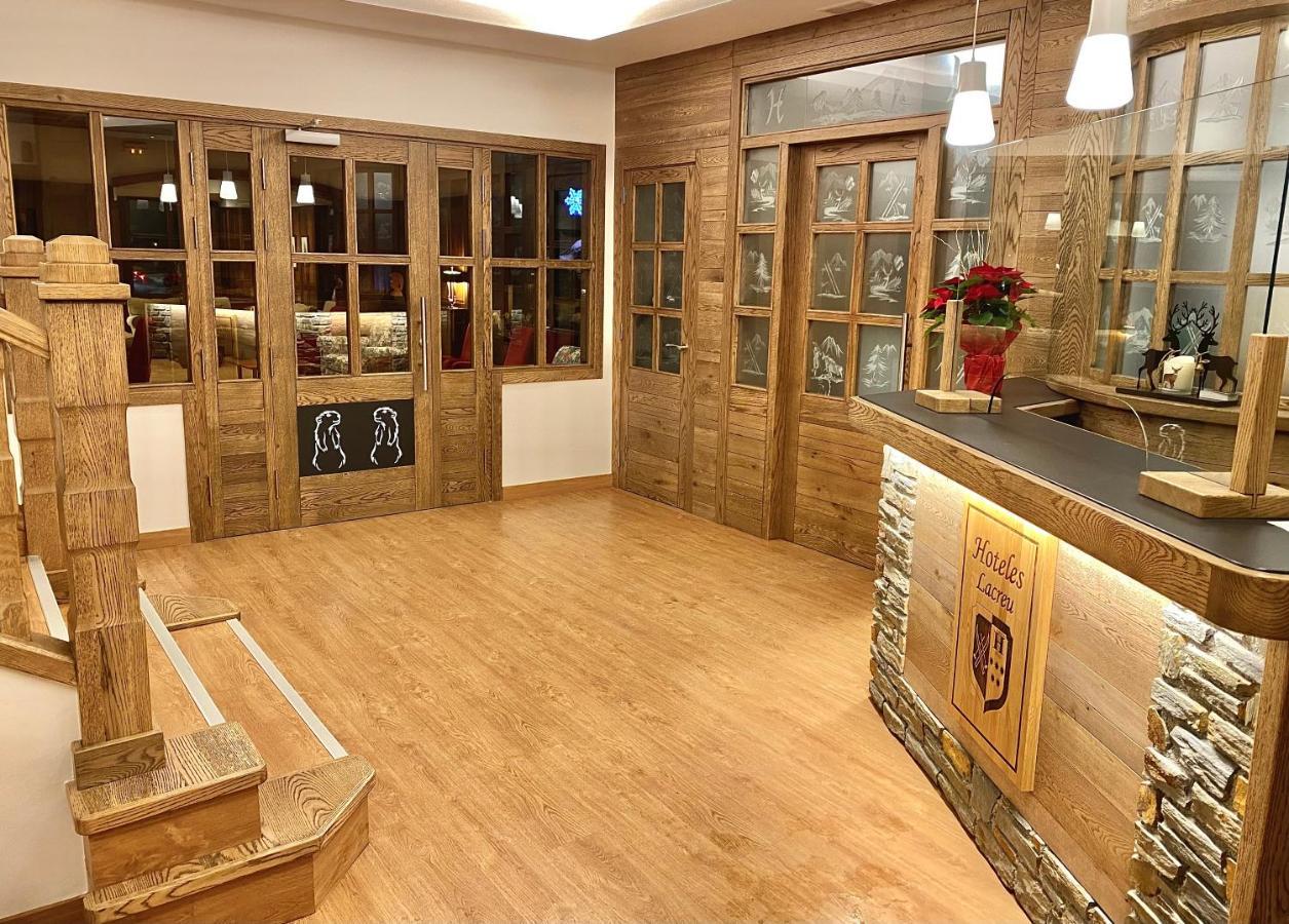 Hotel Lacreu Salardú Esterno foto