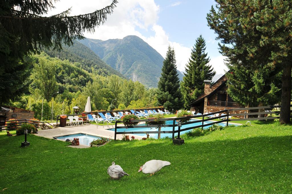 Hotel Lacreu Salardú Esterno foto