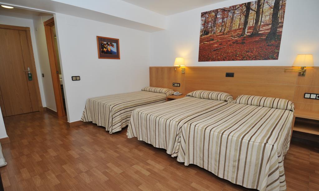 Hotel Lacreu Salardú Esterno foto