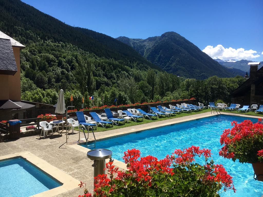 Hotel Lacreu Salardú Esterno foto