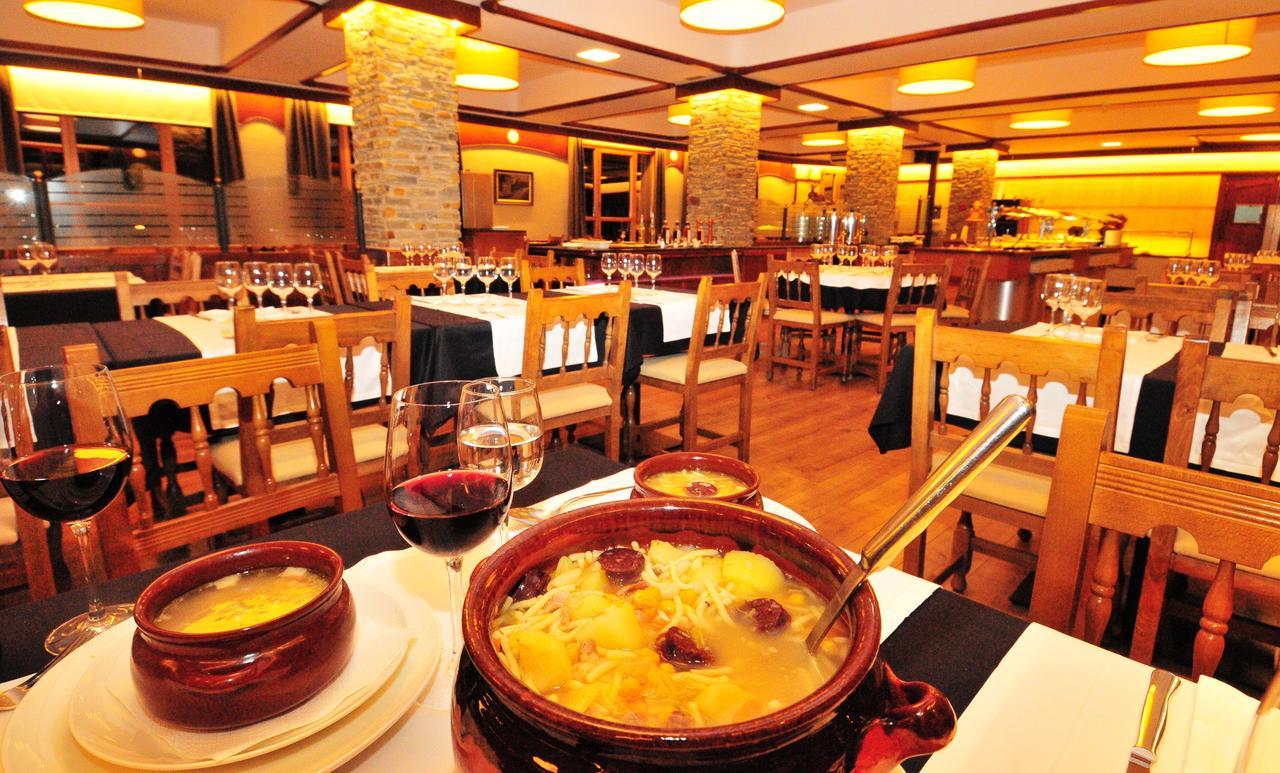 Hotel Lacreu Salardú Esterno foto