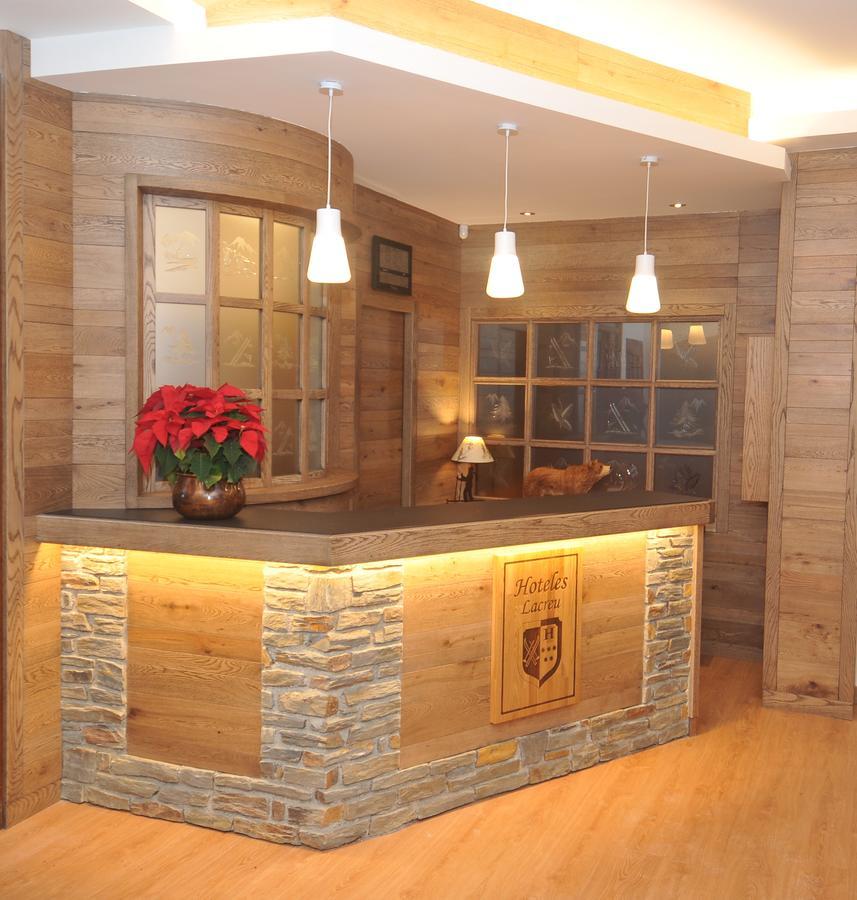 Hotel Lacreu Salardú Esterno foto